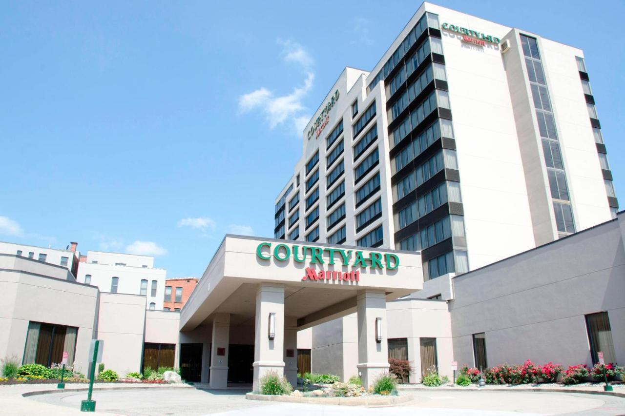 Hotel Courtyard Waterbury Downtown Extérieur photo