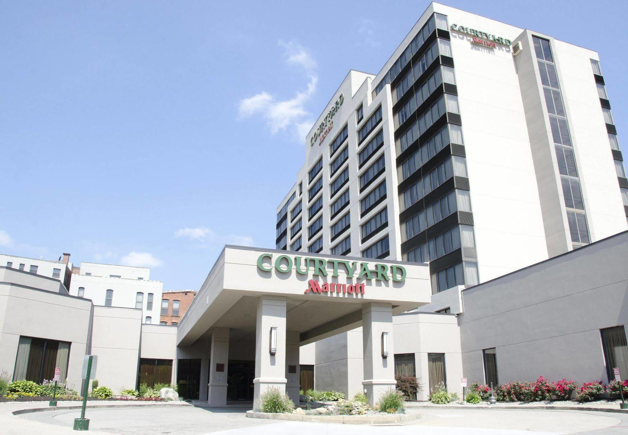 Hotel Courtyard Waterbury Downtown Extérieur photo